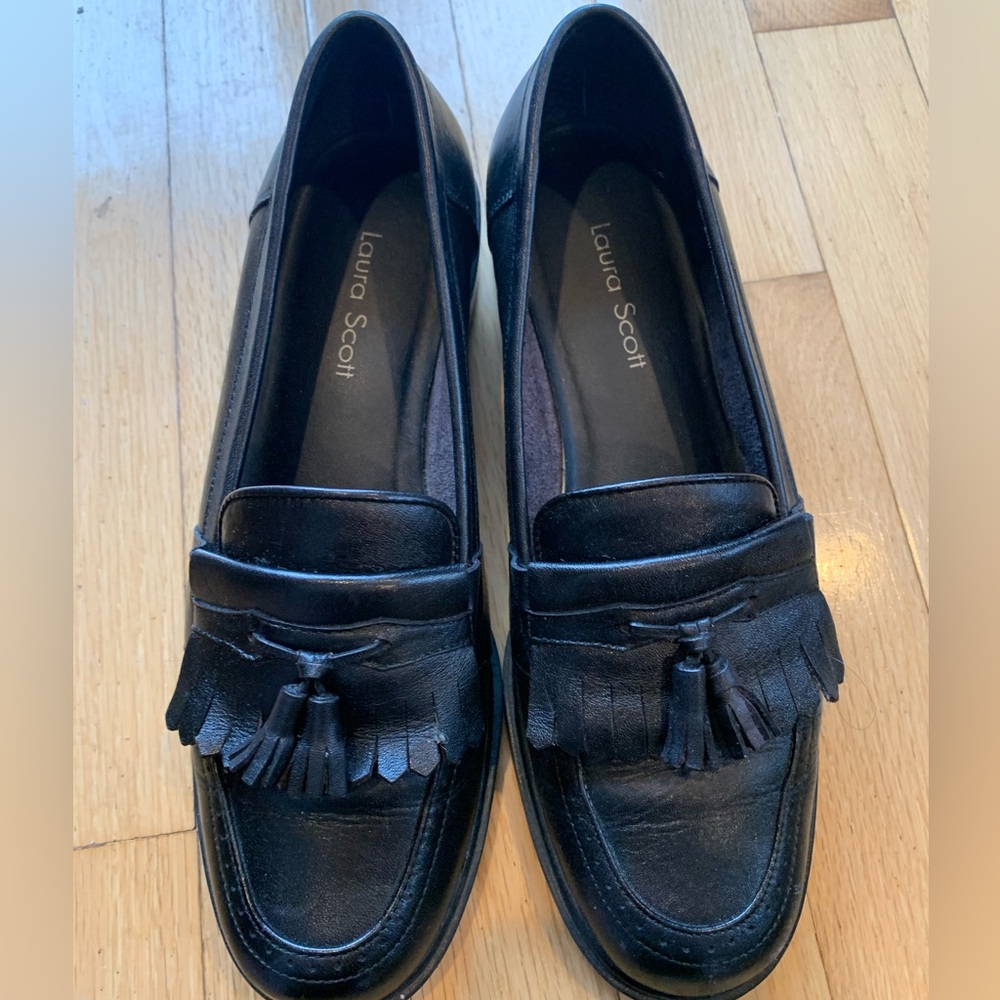 Laura Scott Black Tassel Loafers